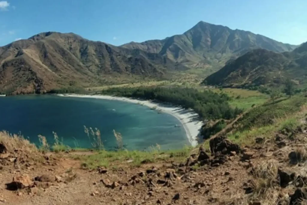 Anawangin Cove, Zambales